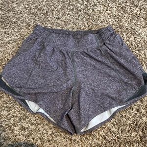 Used Lululemon Hotty Hot 4 inch Grey Heathered - not high rise. Size 6